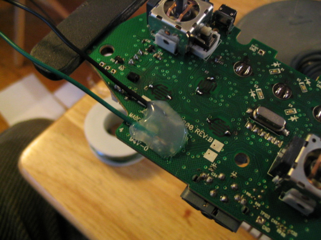 Can we hack an Xbox 360 controller? — HackSpace magazine